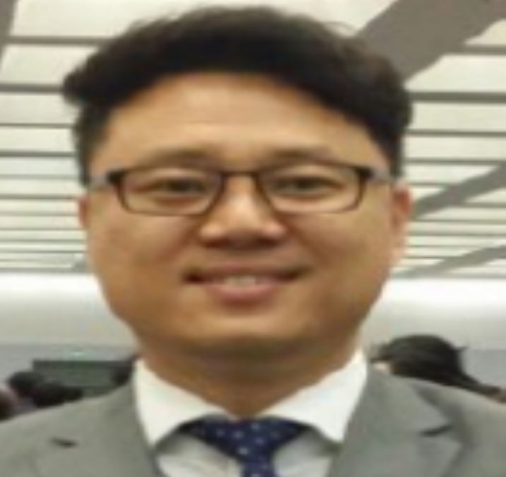 Lee, Brandon이영내